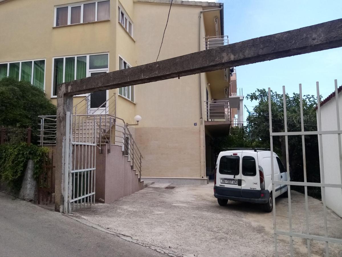 Apartmani Ivanka Makarska Exterior photo